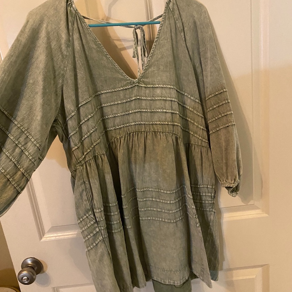 Mustard Seed olive green dress medium